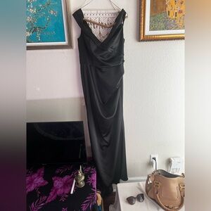 Beautiful bridesmaid dress size 10 , excellent condition